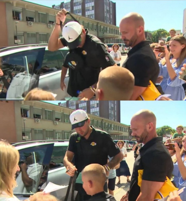 实力宠粉！小球迷开口想要东契奇随身湖人包 他毫不犹豫直接送出